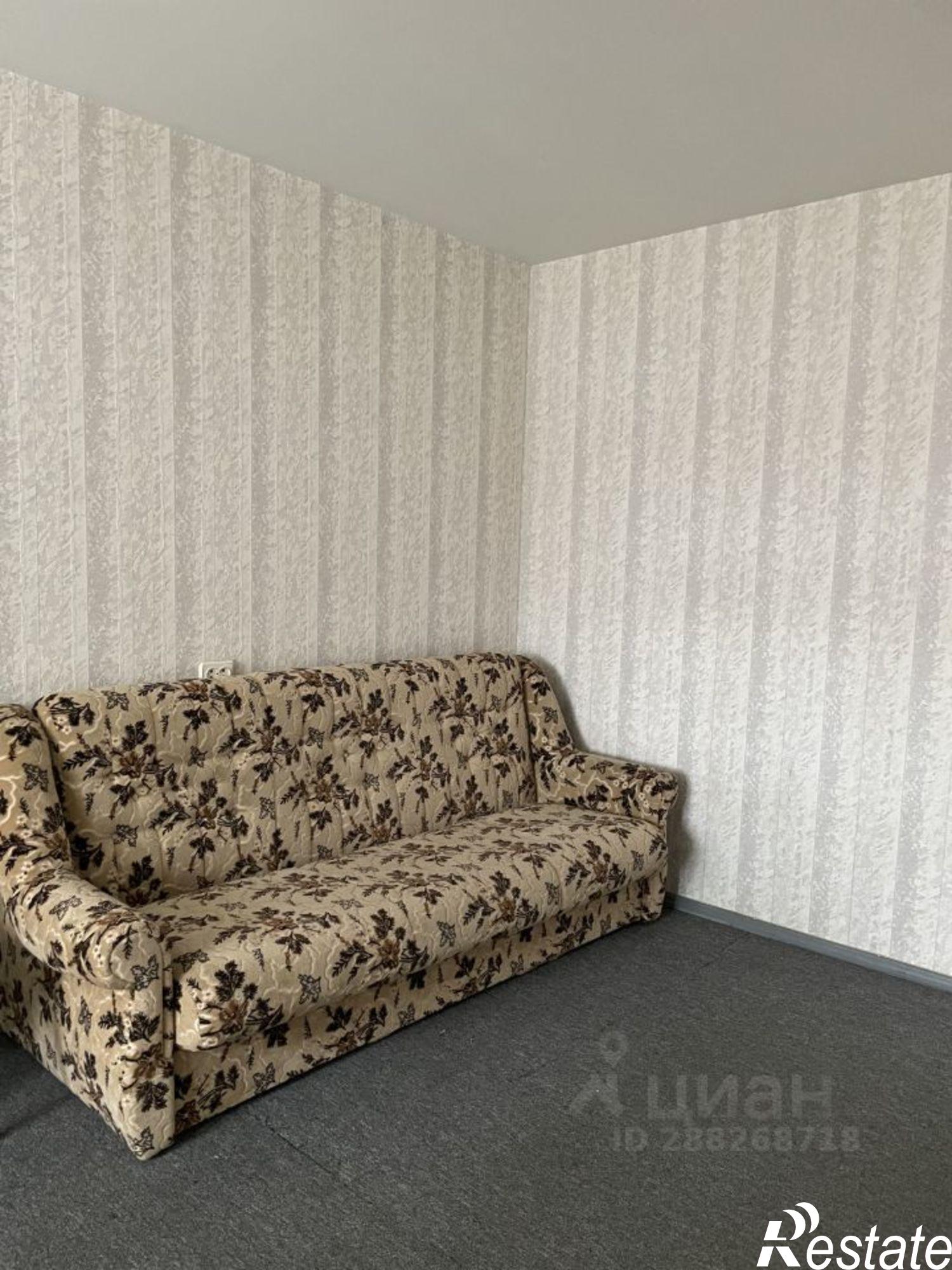 Сдать квартиру за 27 000 рублей на улица Комсомольца Зверева, 2