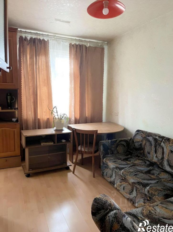 3-комн квартира улица Комсомольца Зверева, 2,  д. 2