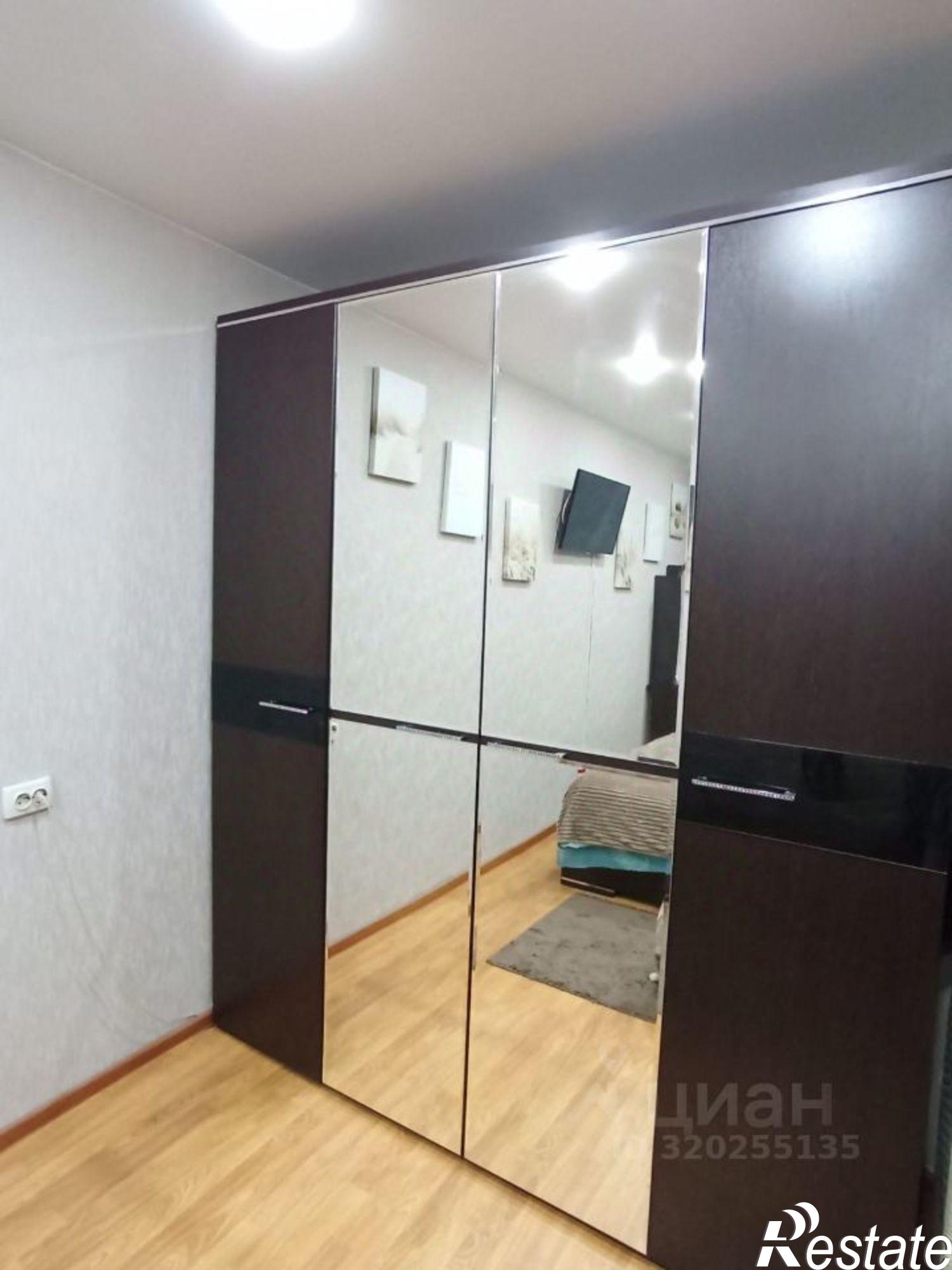 Купить квартиру за 5 450 000 рублей на пр-кт Гагарина, 21 1