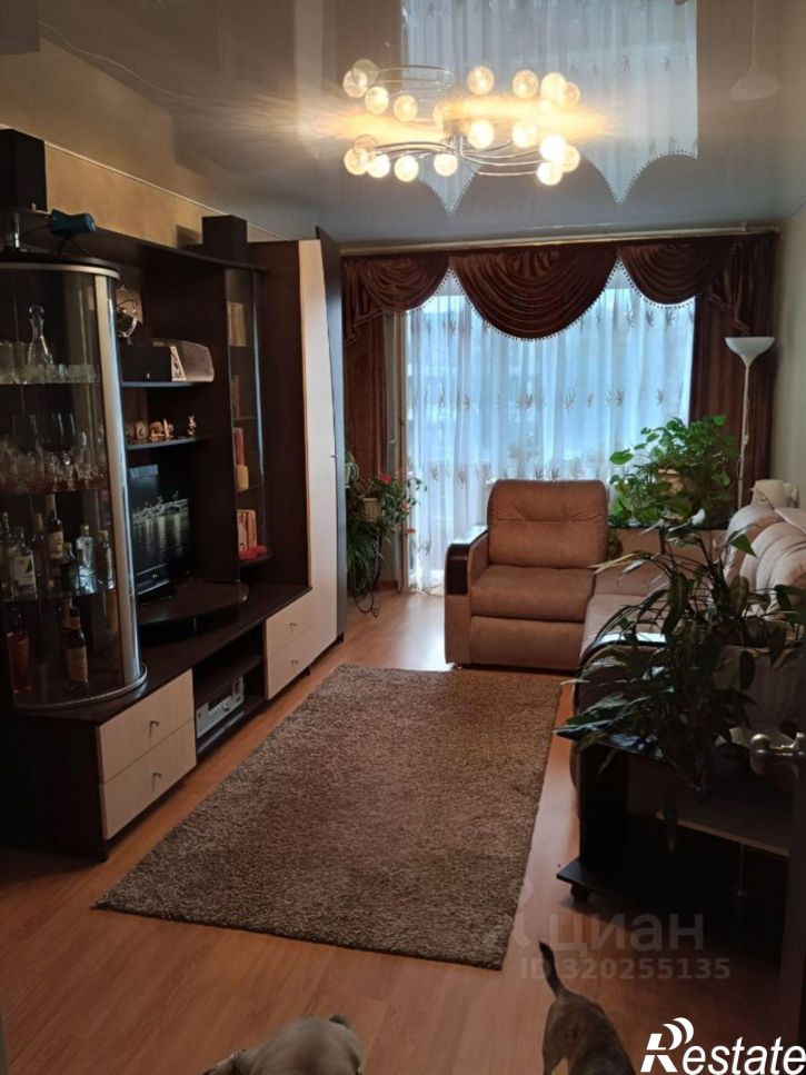 3-комн квартира пр-кт Гагарина, 21 1,  д. 21 1,  к. 1