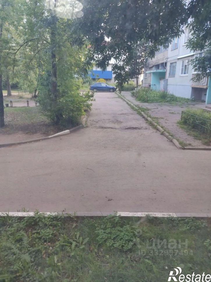 Комната ул Комсомольца Зверева, 10,  д. 10