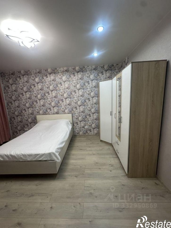 3-комн квартира пр-кт Гагарина, 50,  д. 50