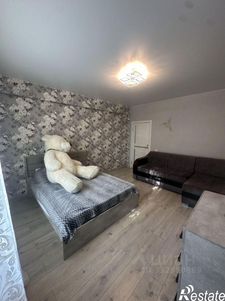 3-комн квартира пр-кт Гагарина, 50,  д. 50