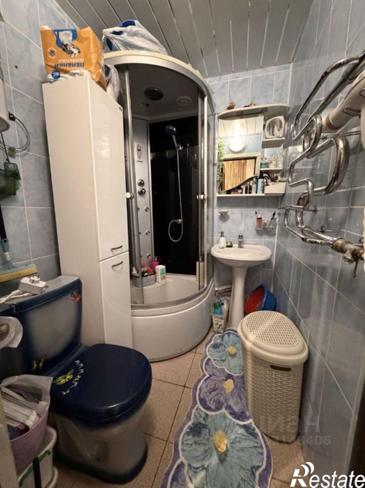 2-комн квартира наб Лейтенанта Шмидта, 3,  д. 3