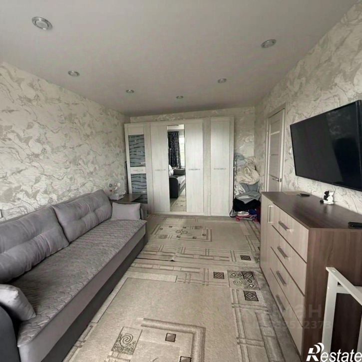 1-комн квартира ул Комсомольца Зверева, 8,  д. 8