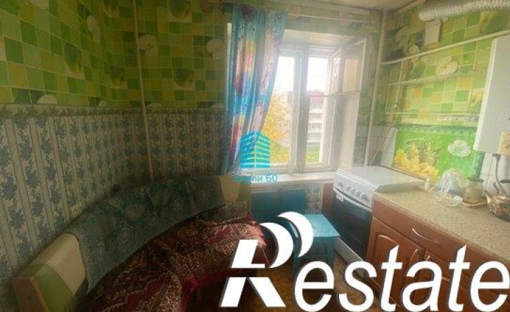 4-комн квартира улица Маршала Жукова, 18,  д. 18